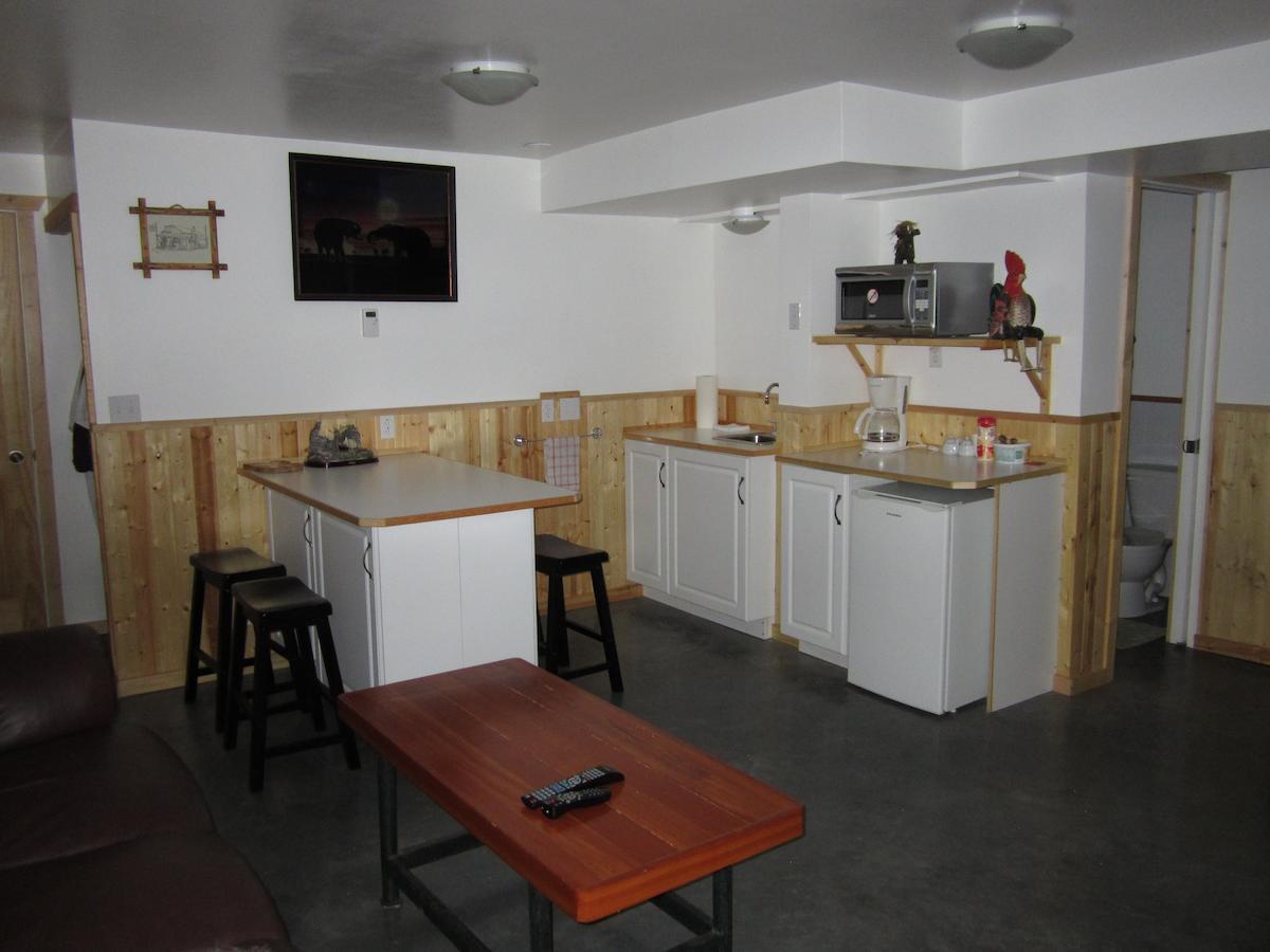 Log Inn & Pub Avola Luaran gambar
