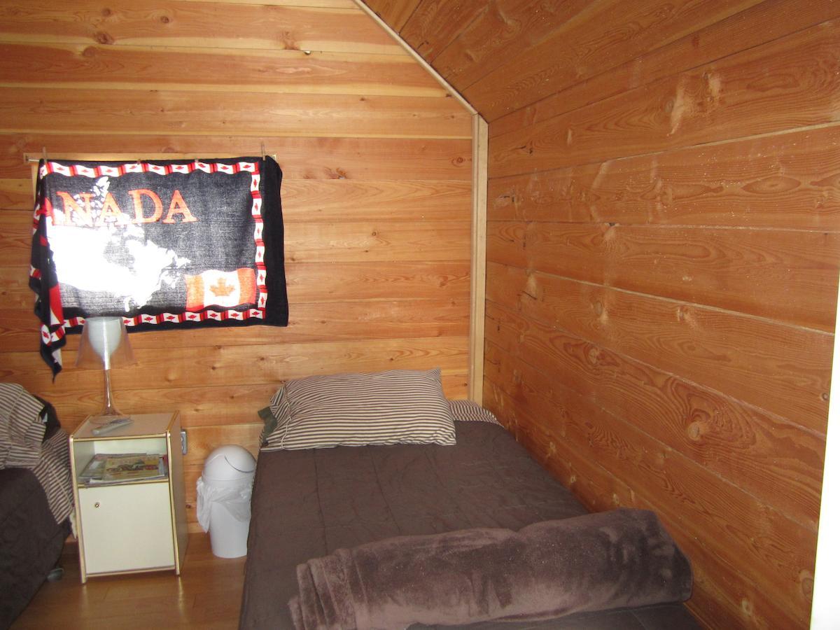 Log Inn & Pub Avola Luaran gambar